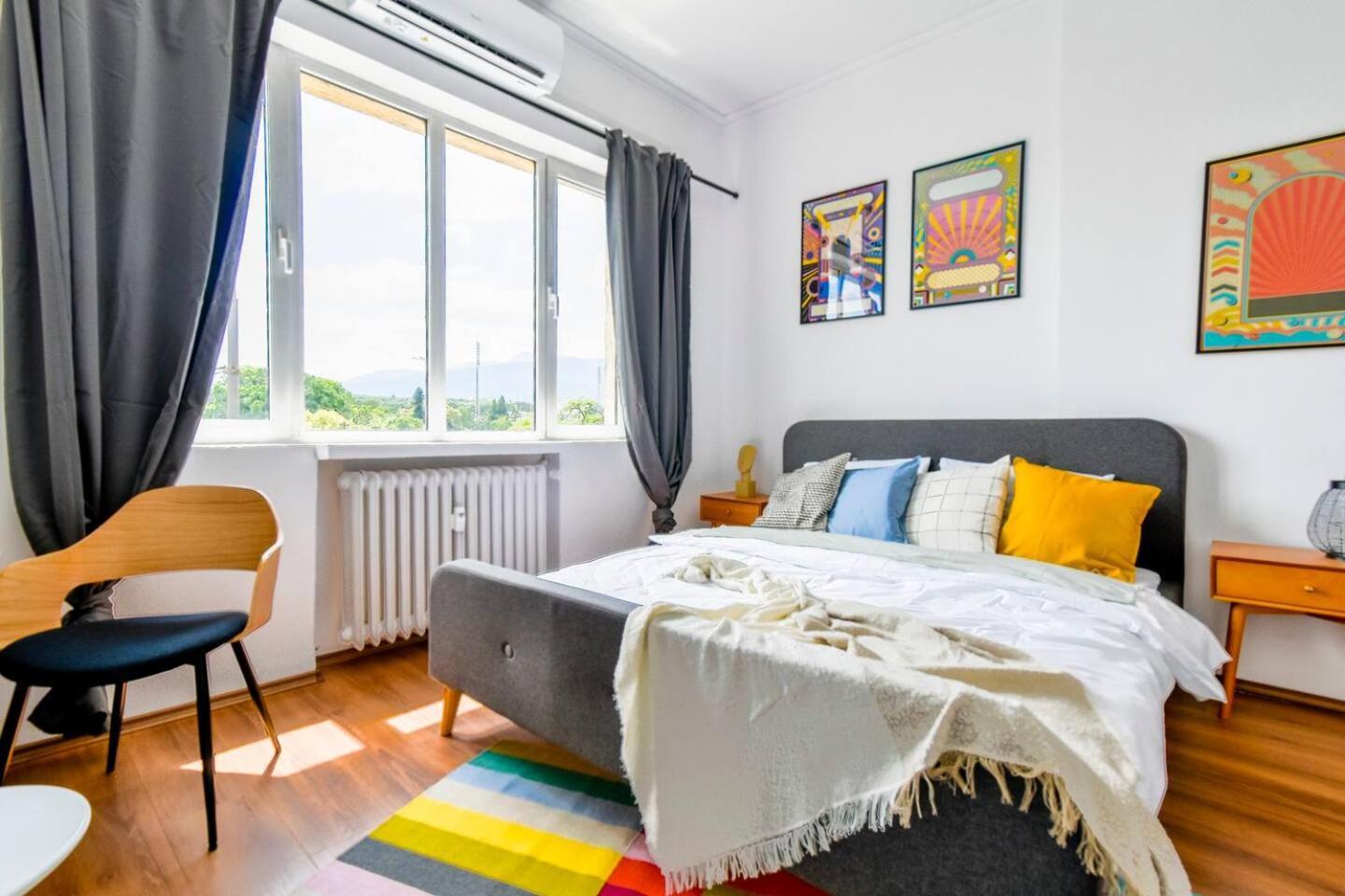 Super Fresh! 3Bdr Apartment In Sofia Center'S Artistic Area Bagian luar foto